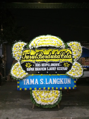 Papan Bunga Duka di Mekarjaya